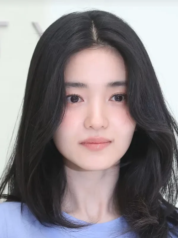 金泰梨 照片